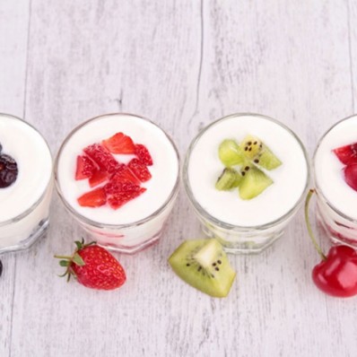 The formula combines yogurt and fresh fruit to help whiten skin
