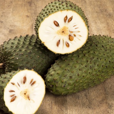 Health benefits of soursop and precautions for use